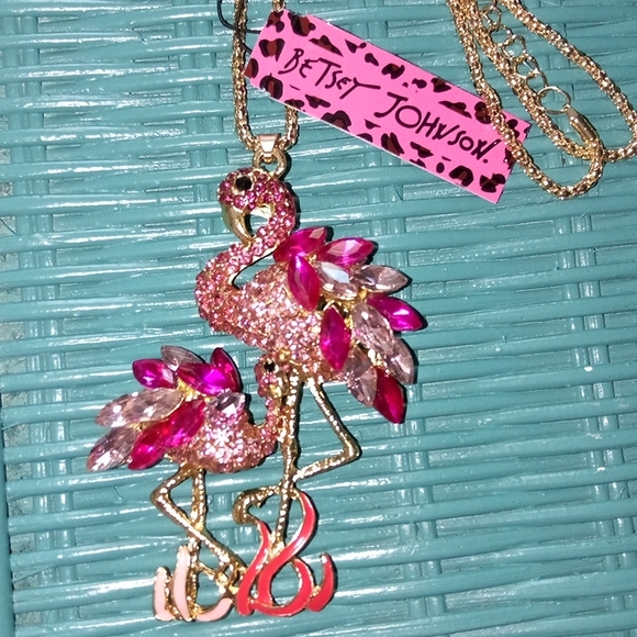 Rhinestone Flamingo 🦩 Necklace - Picture 6 of 6